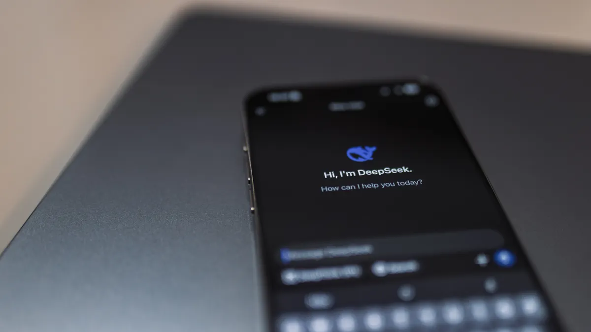 Best apps for work across remote teams — AI Chat Interface on Smartphone with DeepSeek App